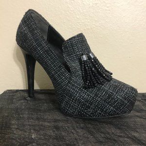 Vera Wang Simply Vera beaded tassel pumps